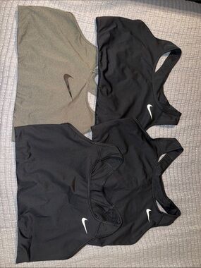 Nike Women’s Non padded Sports Bra